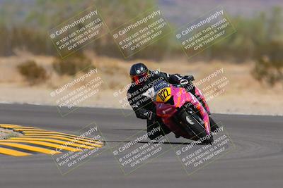 media/Sep-11-2022-SoCal Trackdays (Sun) [[81b7e951af]]/Turn 5 (1110am)/